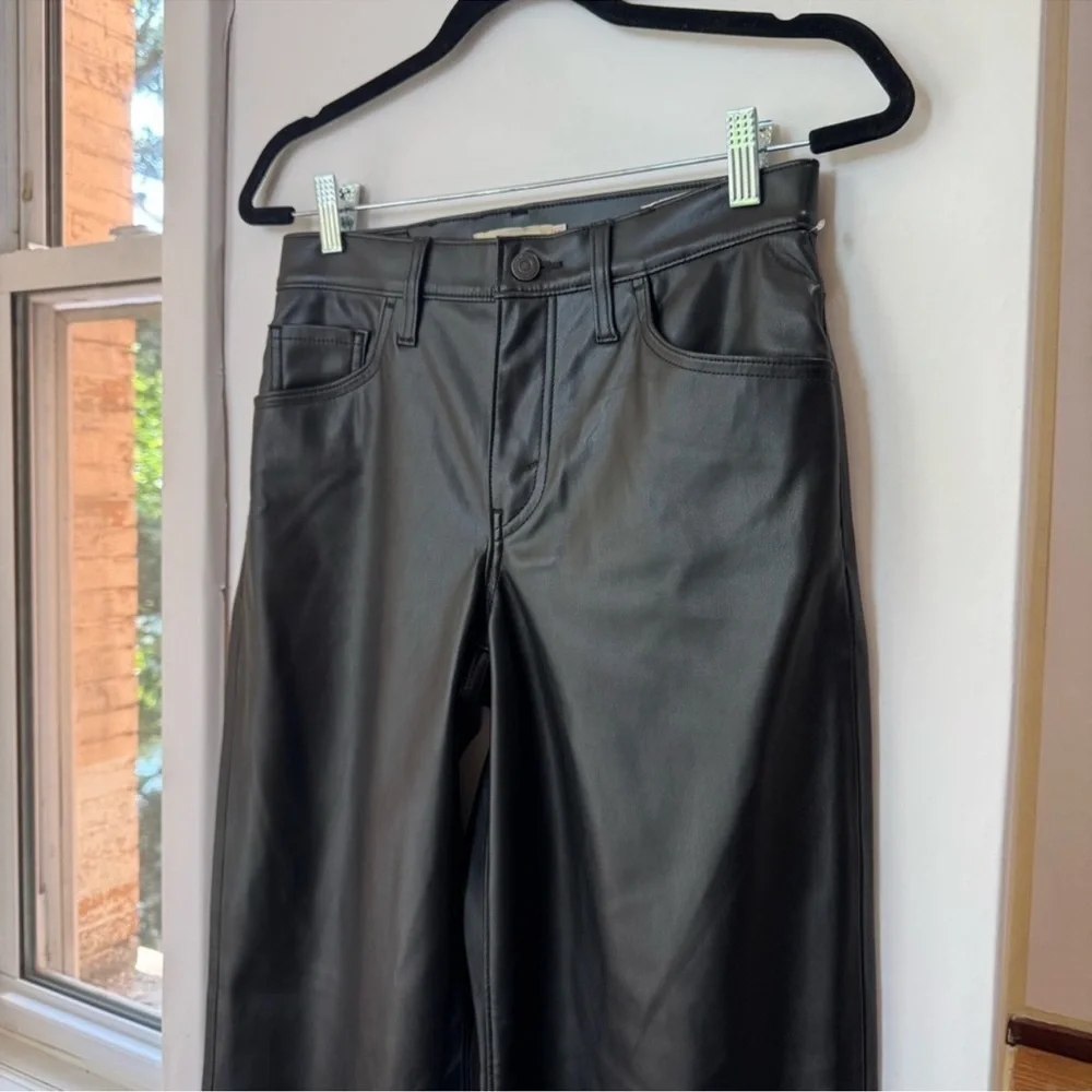 Levis new partial