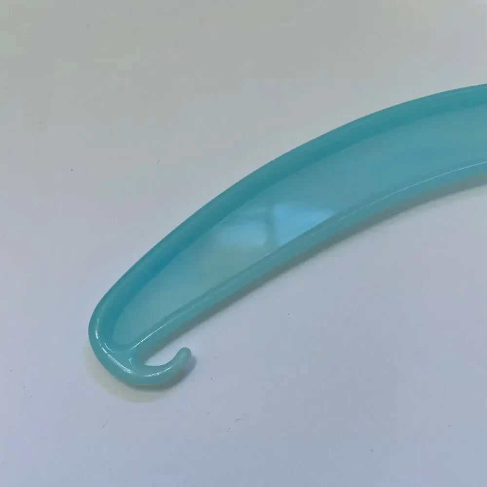 Vintage swirly blue