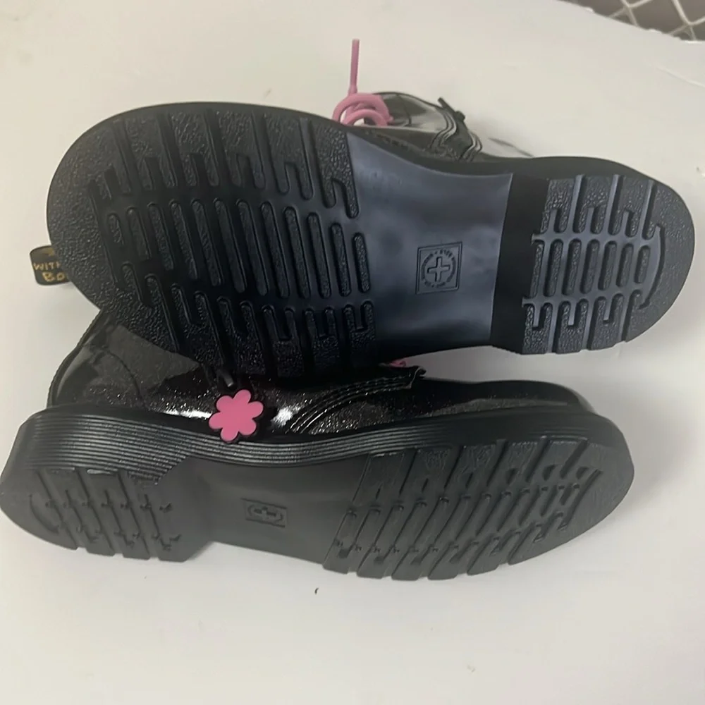 Dr. Martens 1460 flower color