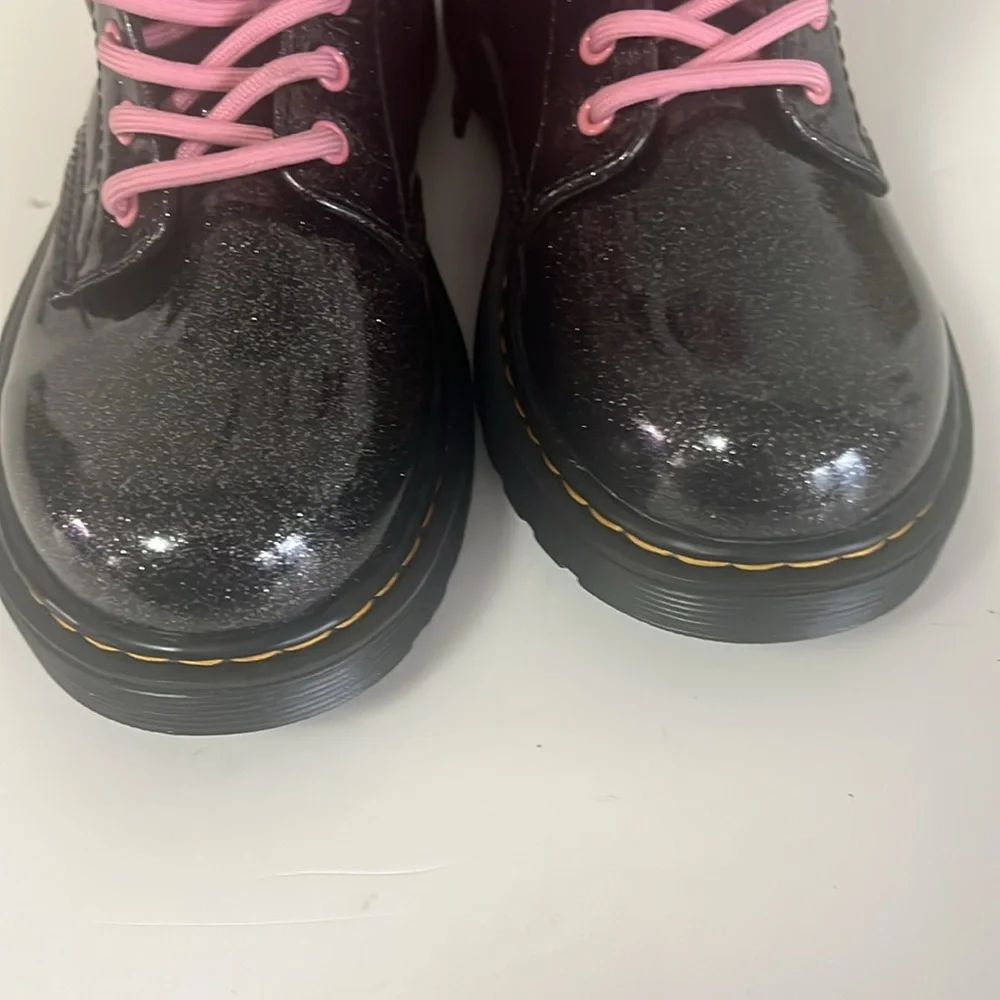 Dr. Martens outfit 1460 vibrant