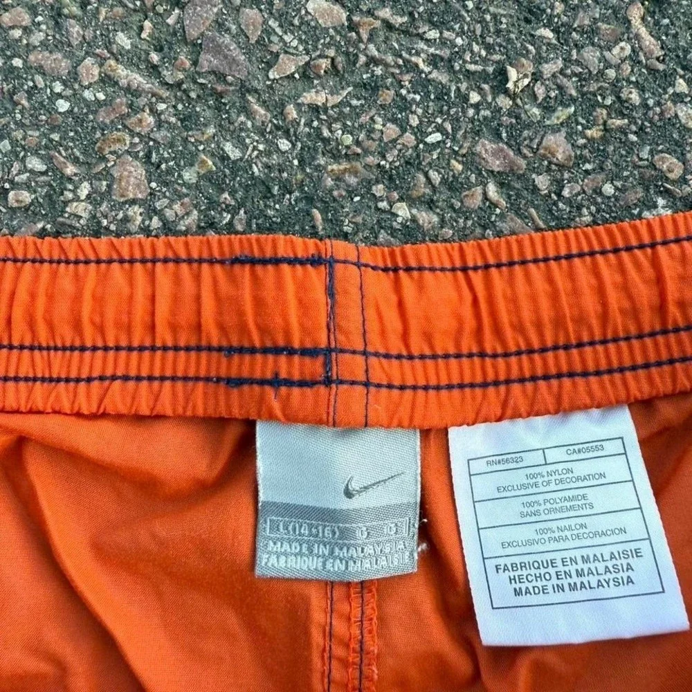 Nike vintage orange