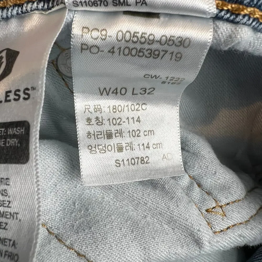 Levis levis 559