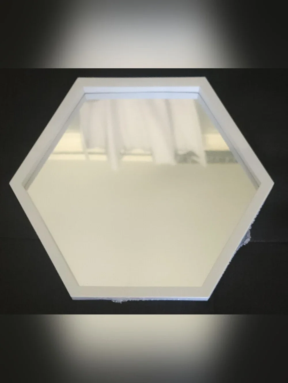 N/A clean hexagonal frame