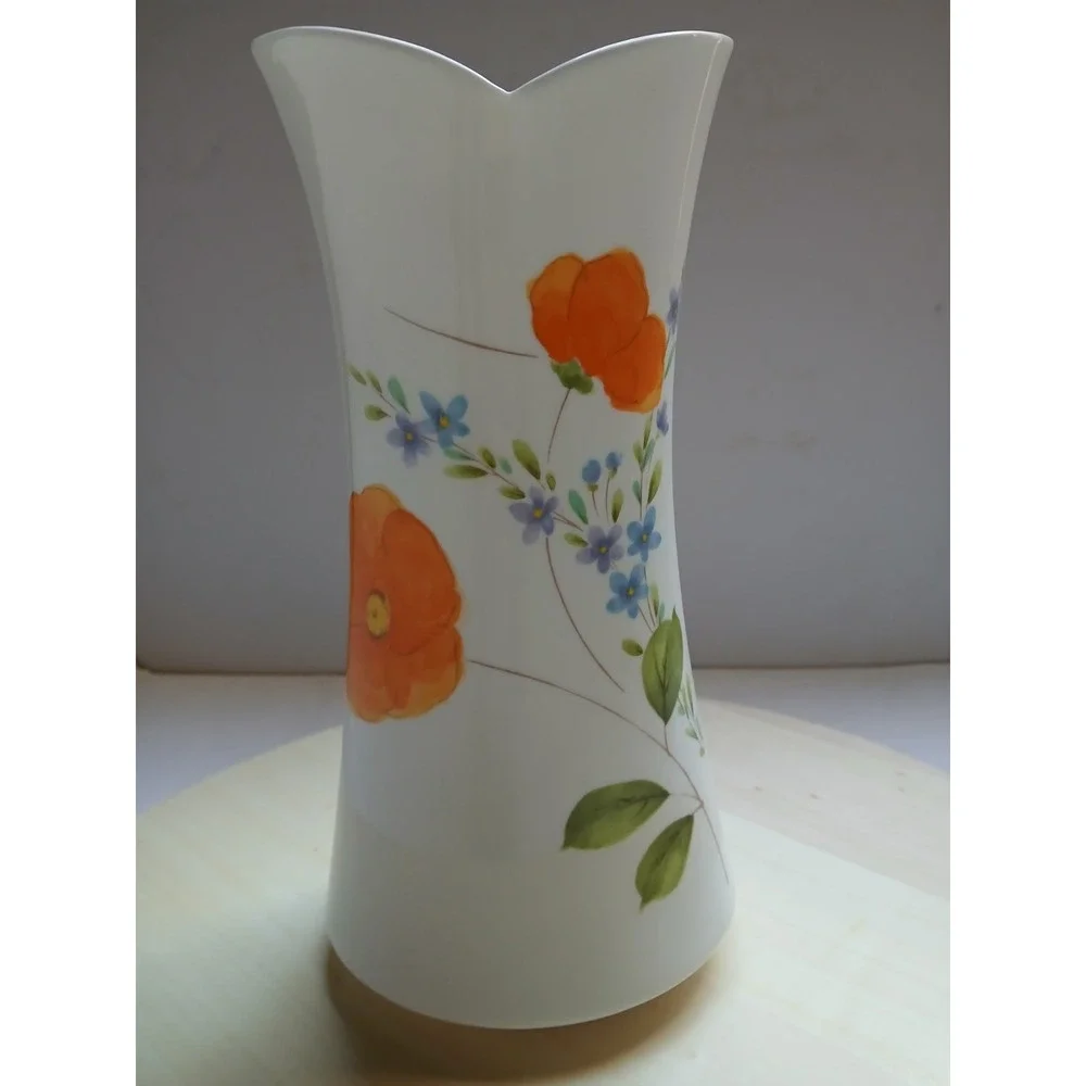 Mikasa Dancing Flowers Orange Vase Vintage 1970's‎ Japan Bone China 9.5