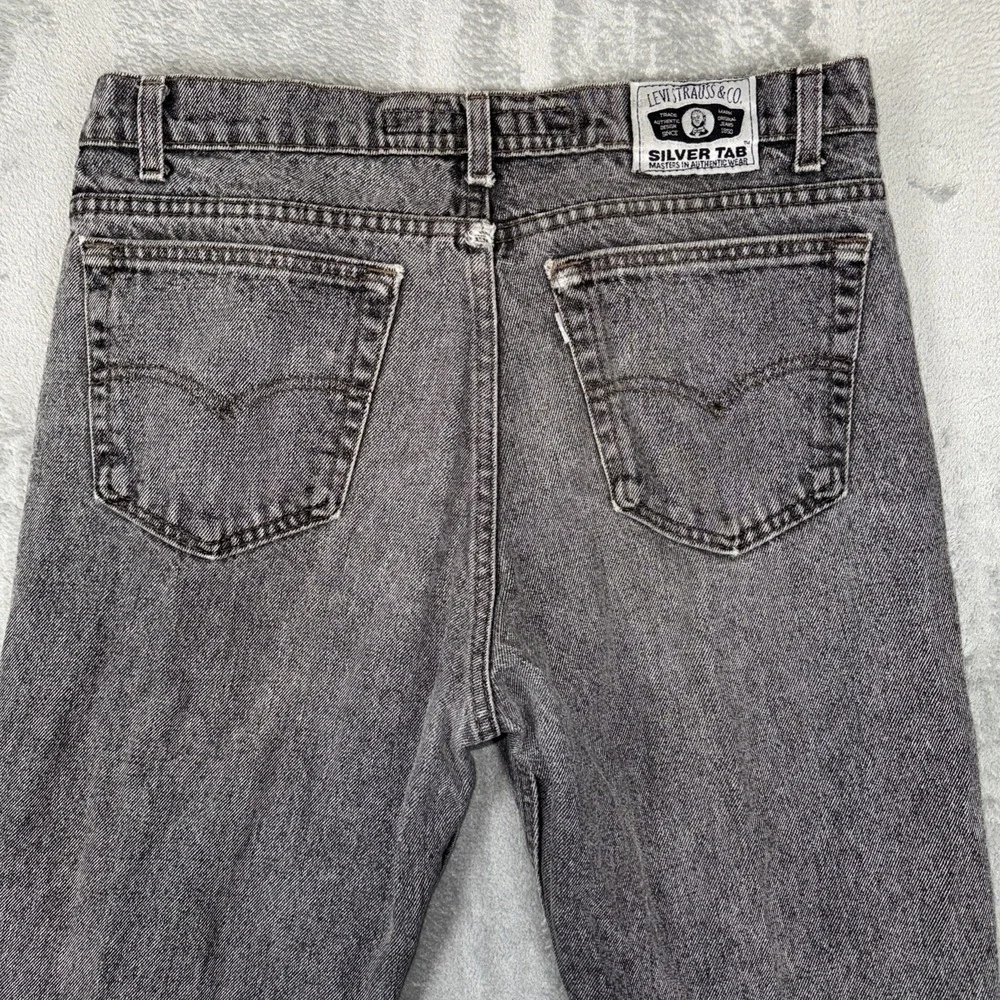 Levis excellent fast