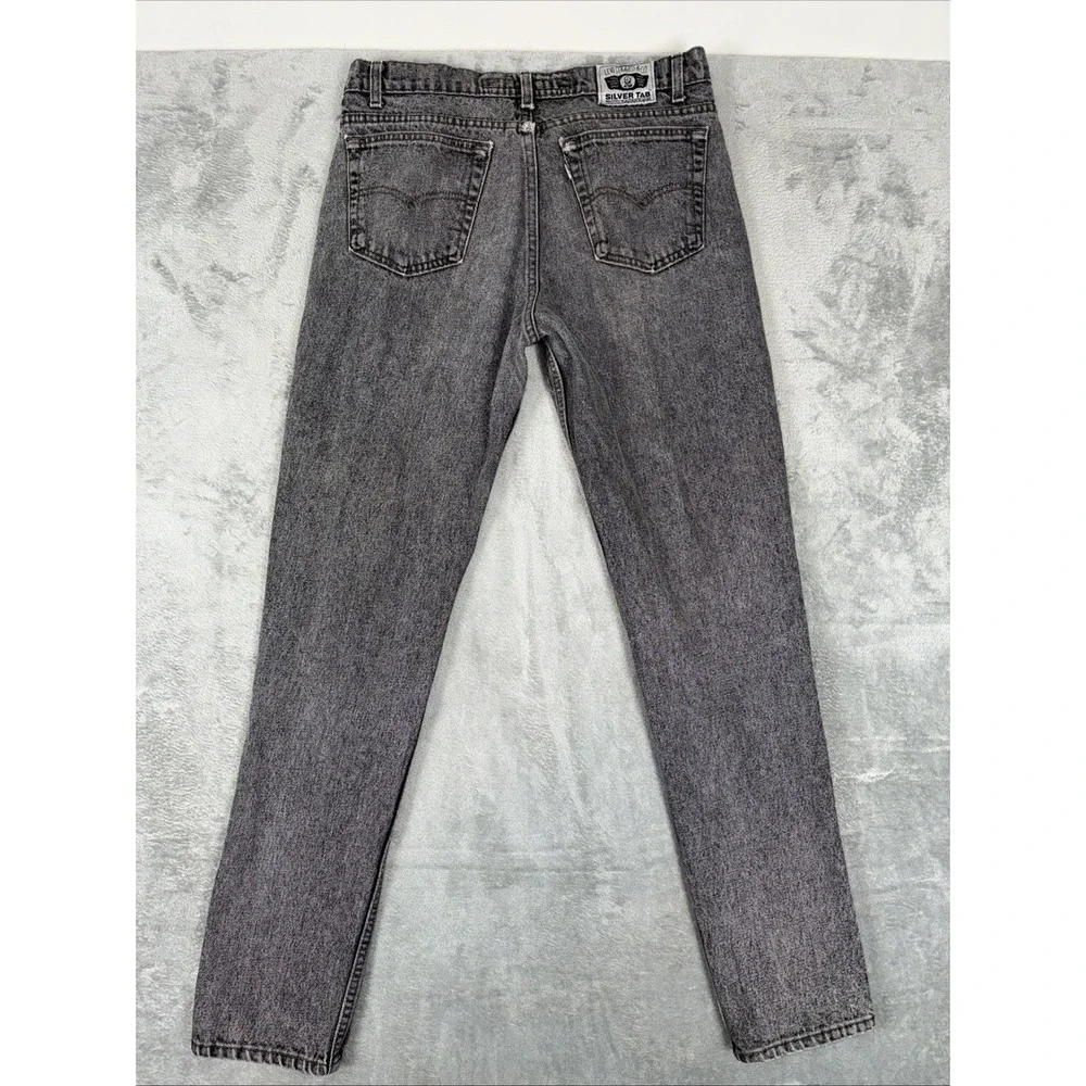 Levis excellent fast