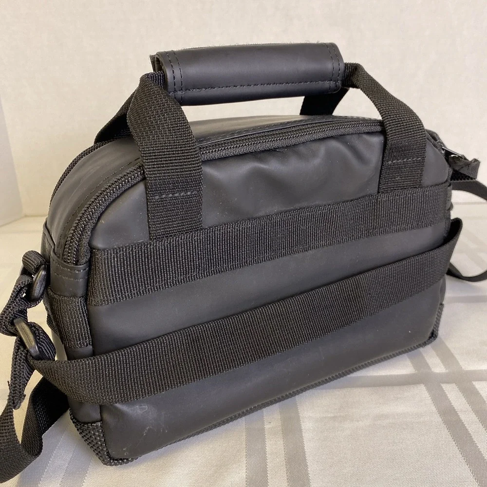 Canon divider zippers