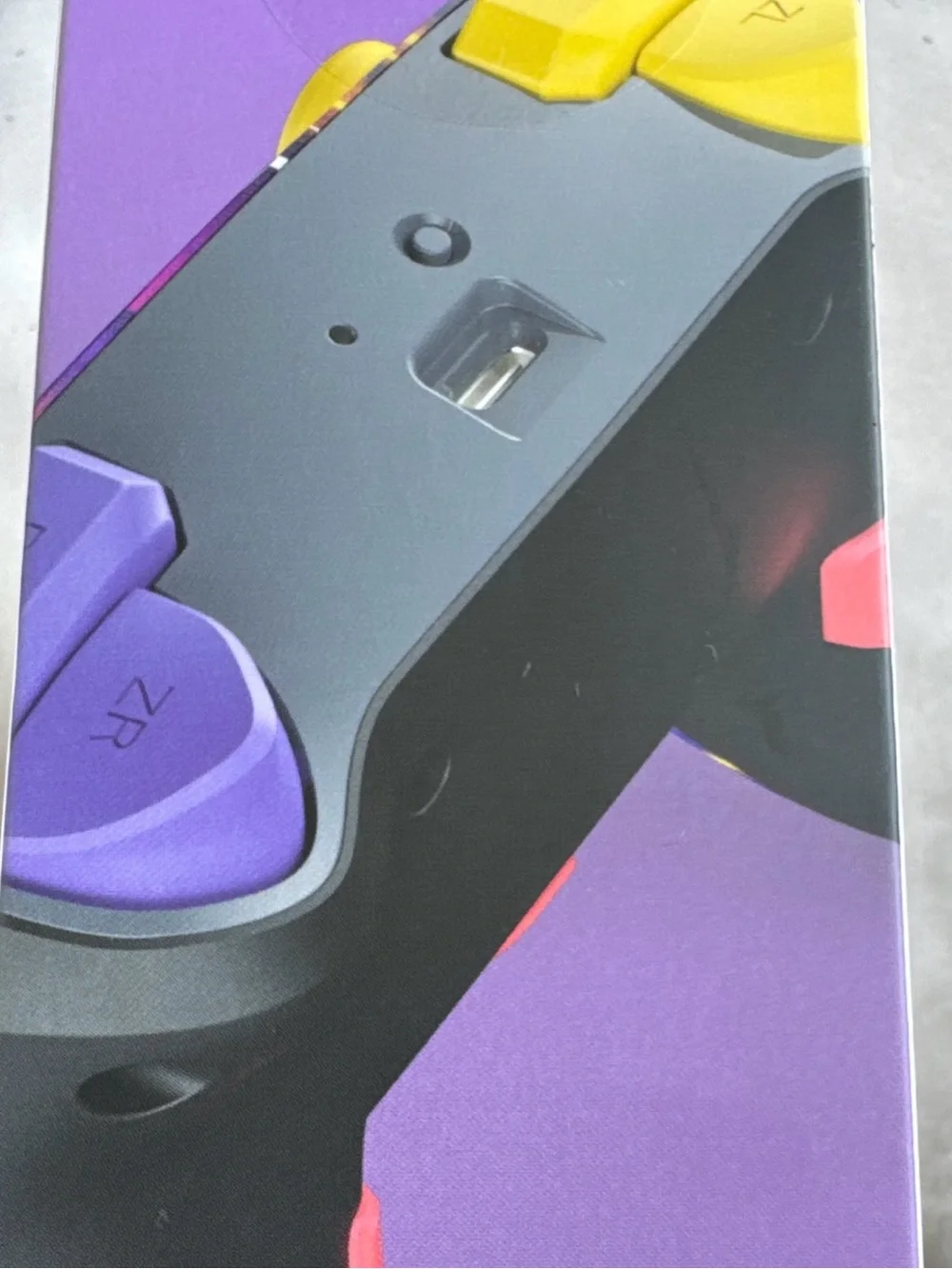 Nintendo Switch rechargeable wireless yellow