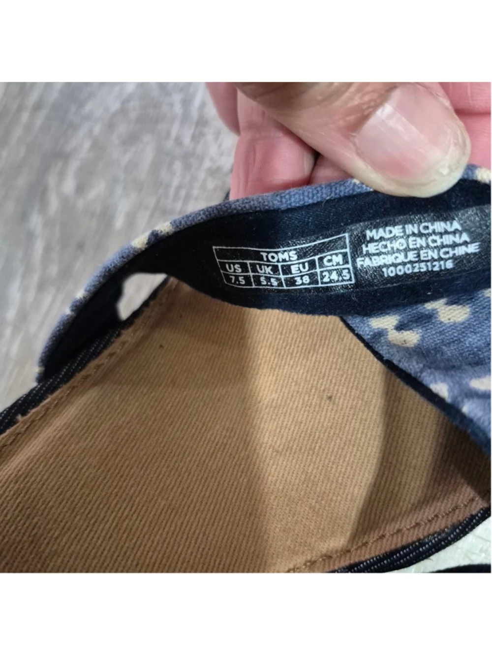 Toms has upper
