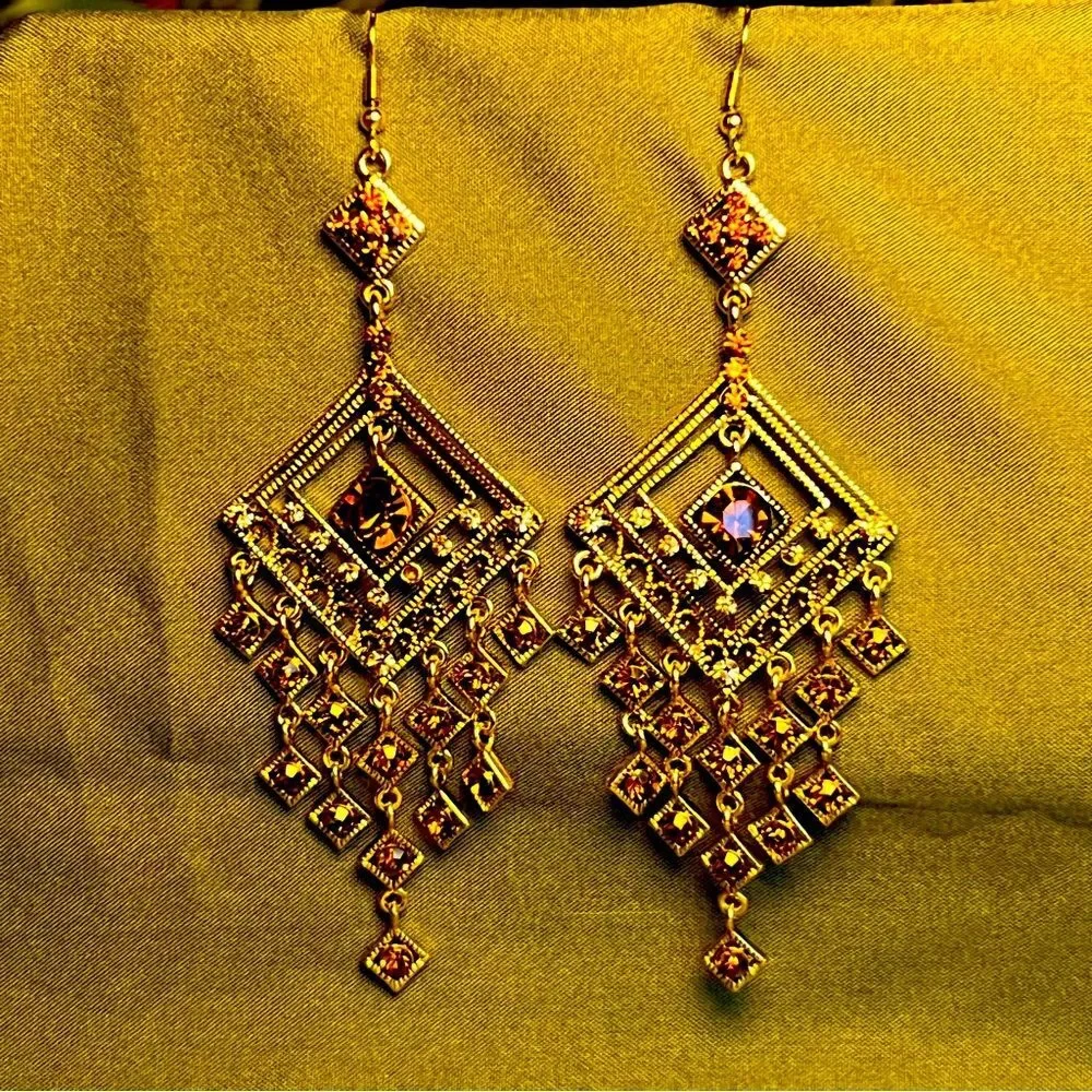 EARRINGS gold tone 🔥 rhinestones 🔥dangle