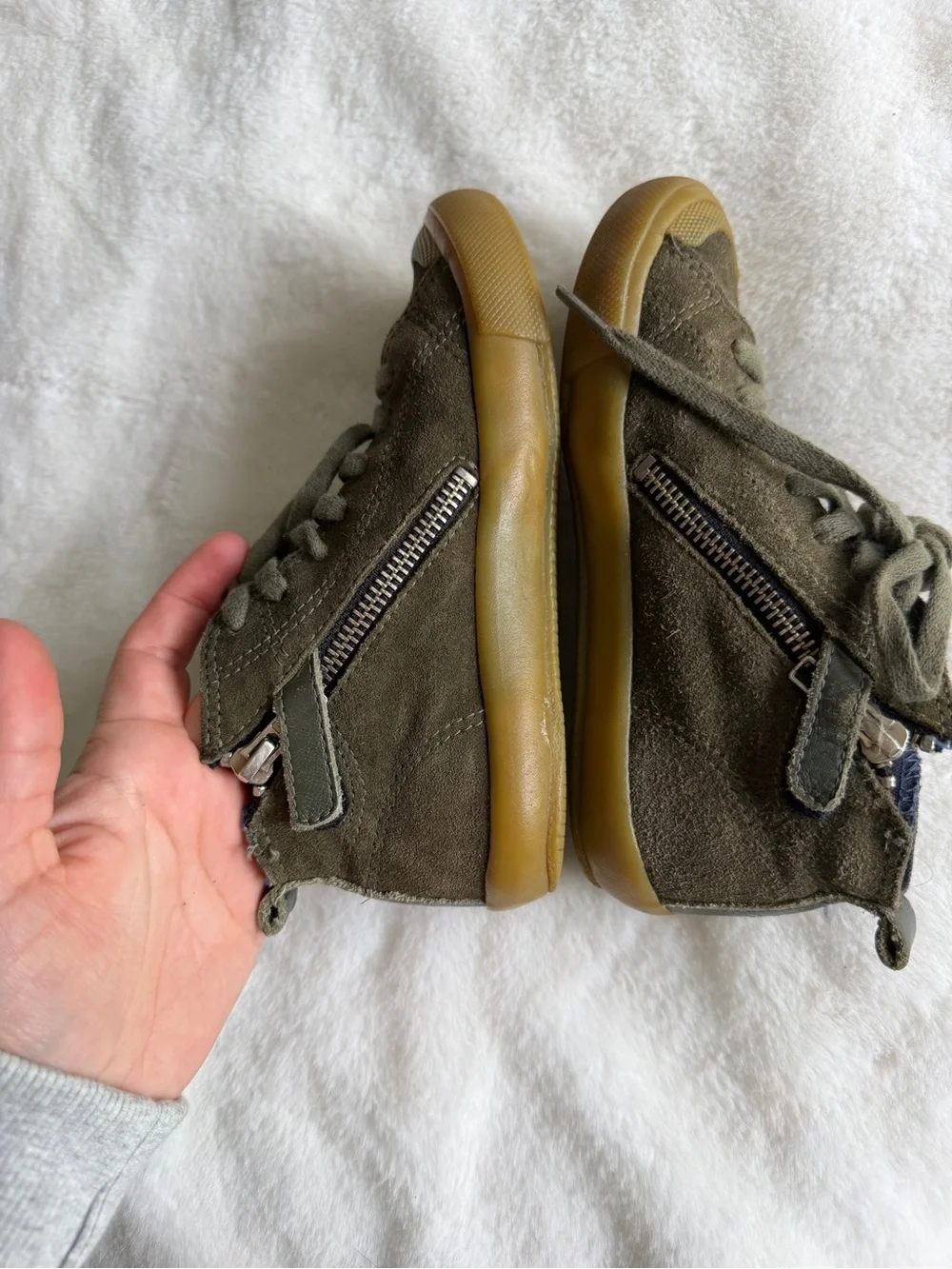 Veja boy’s sneakers