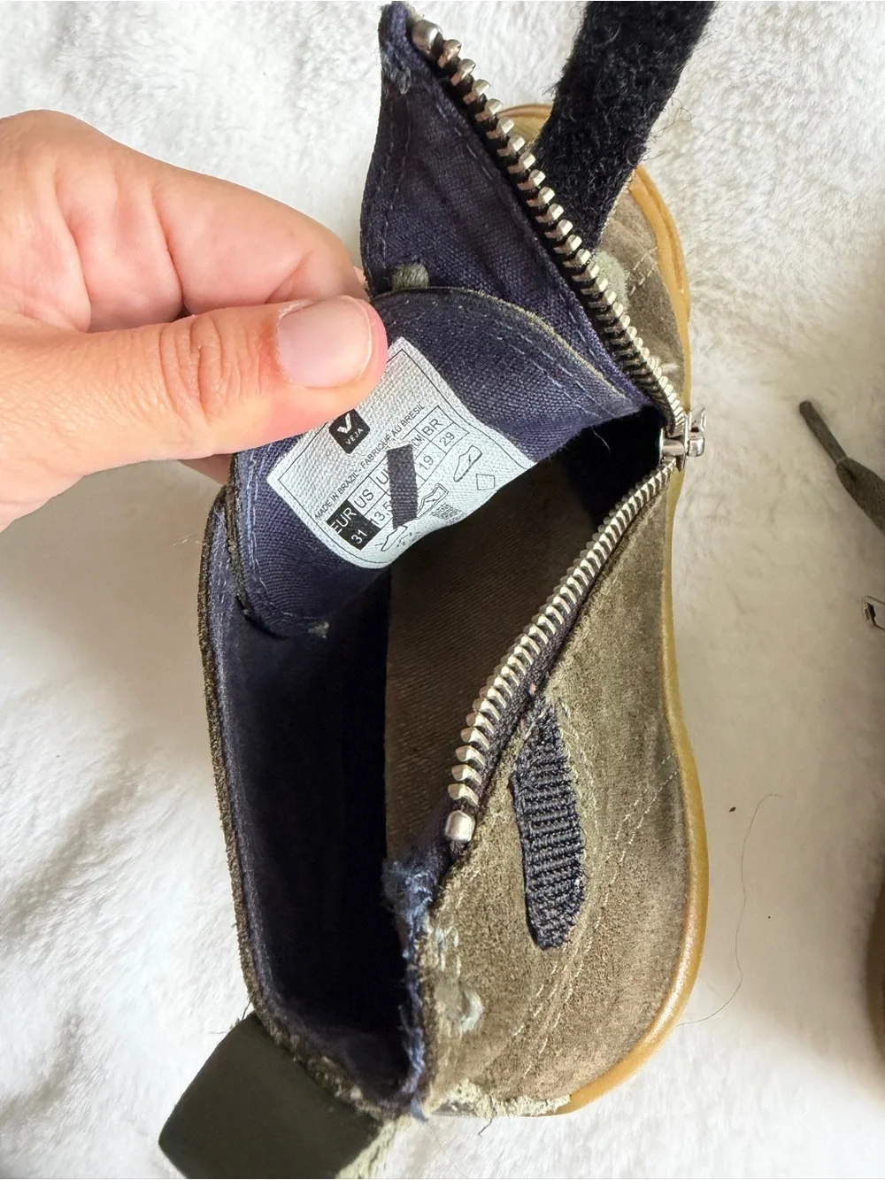 Veja boy’s sneakers