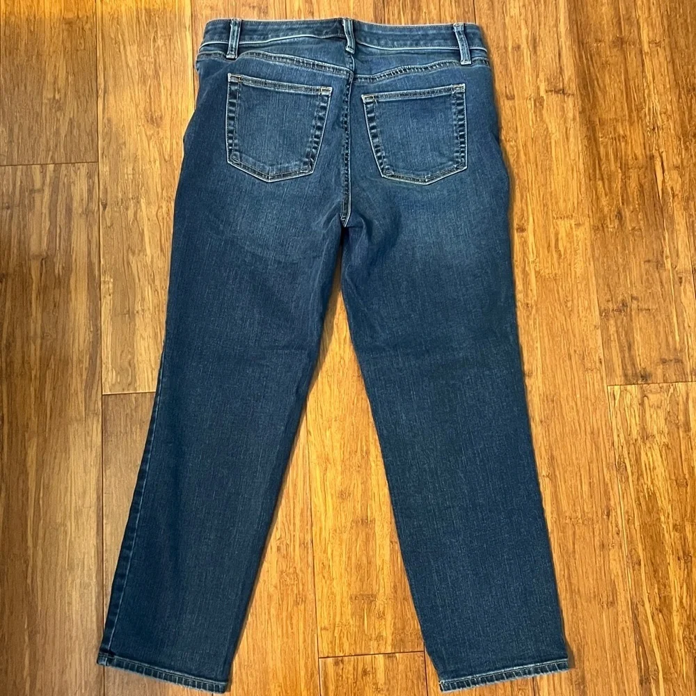 Talbots Jeans, Straight Crop 24” Inseam, Sz 4, distressed markings on front.