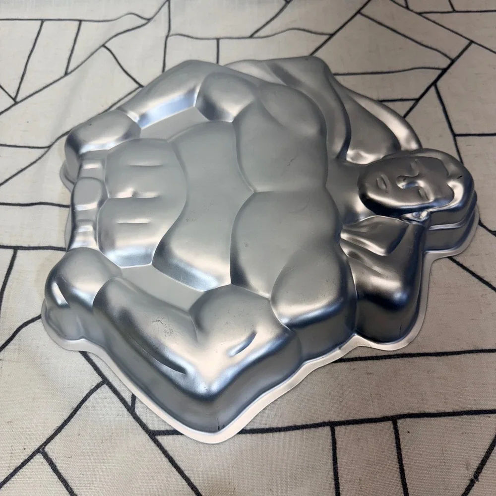Wilton Superman Cake Pan 14