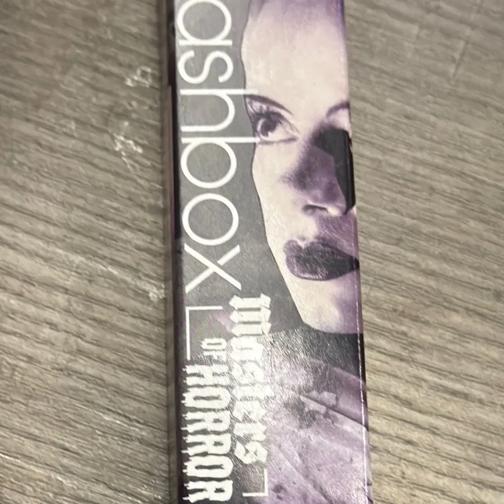 Smashbox makeup product