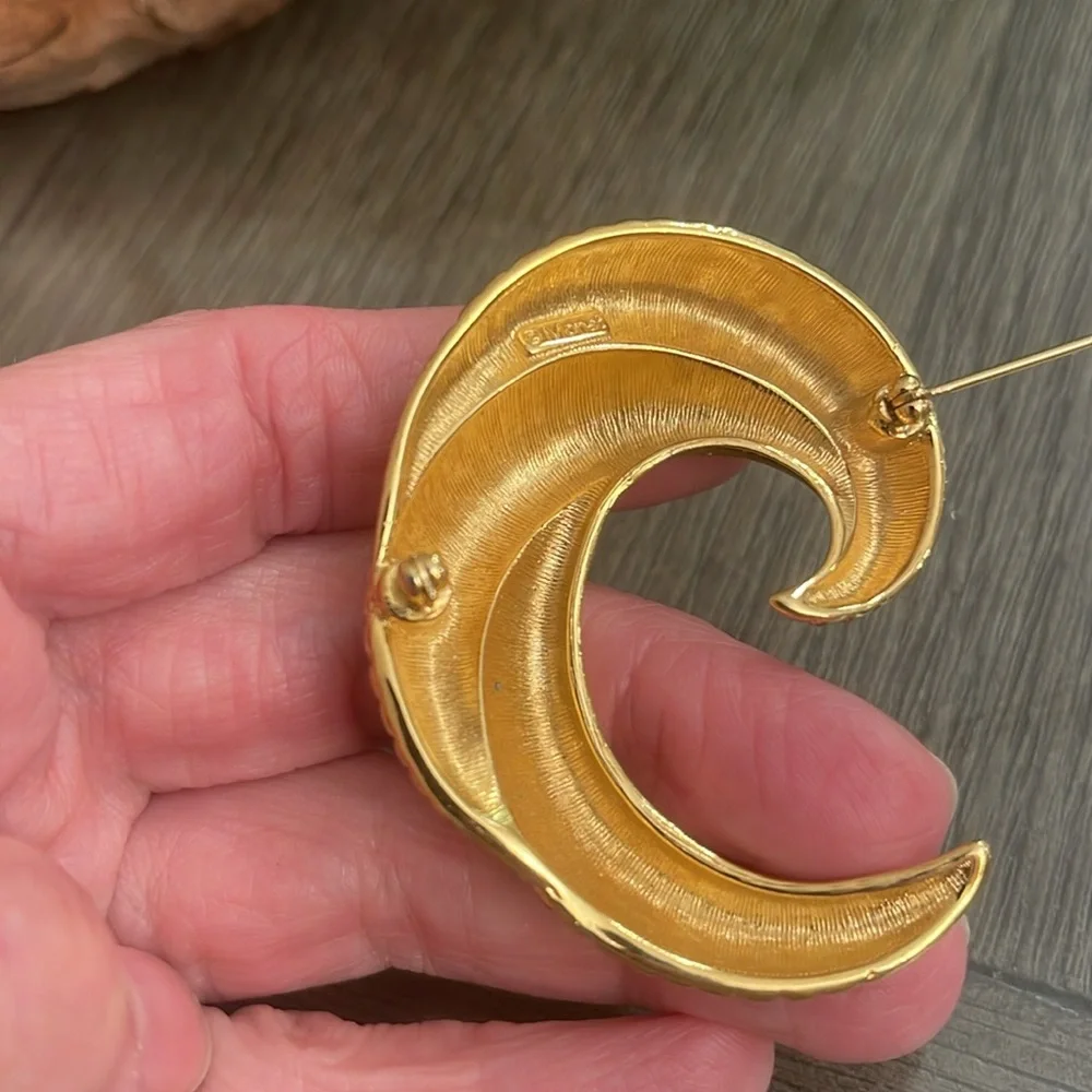 Monet jewelry pictures