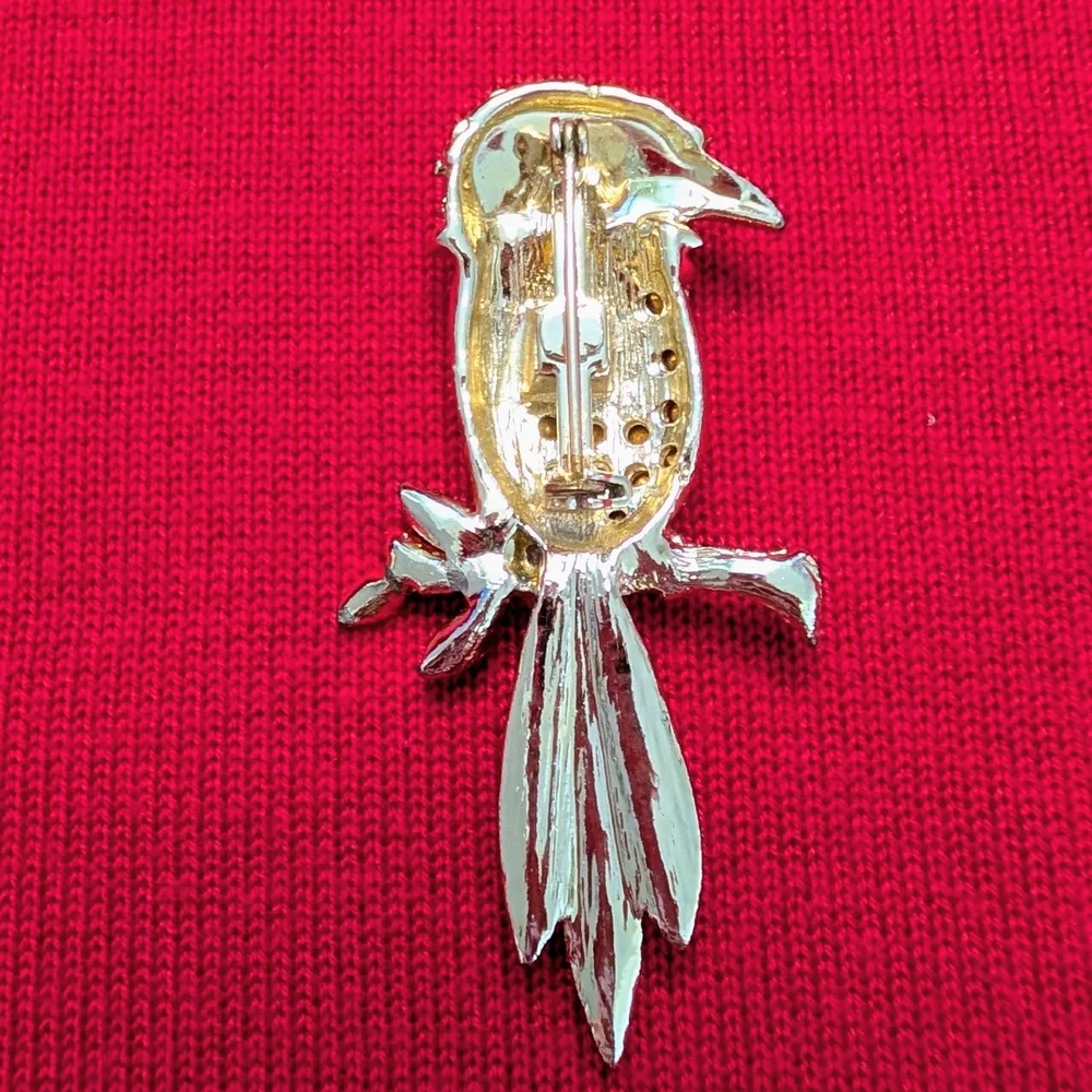 Unbranded vtg bird
