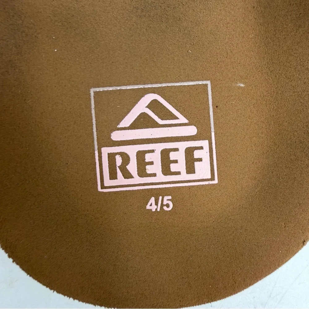 Reef sandals youth