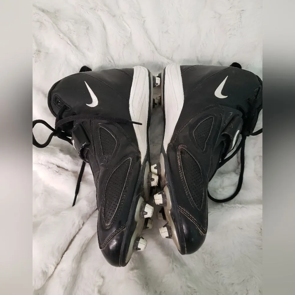 Nike Cleats Size 12