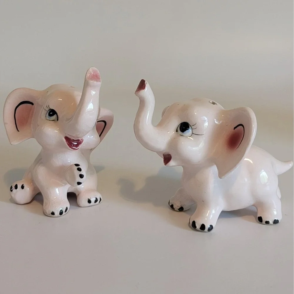 Vintage Pink Elephant Salt And Pepper Shakers Anthropomorphic