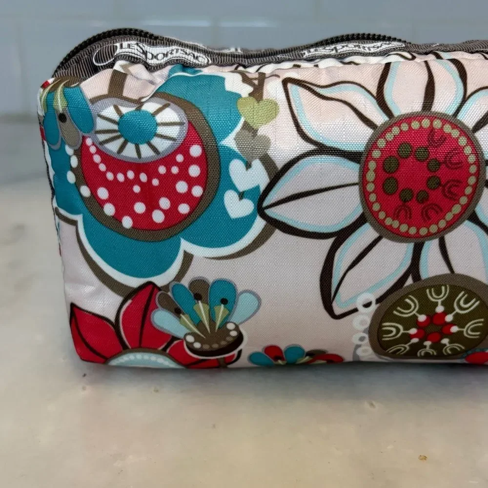 Lesportsac fantazmic floral