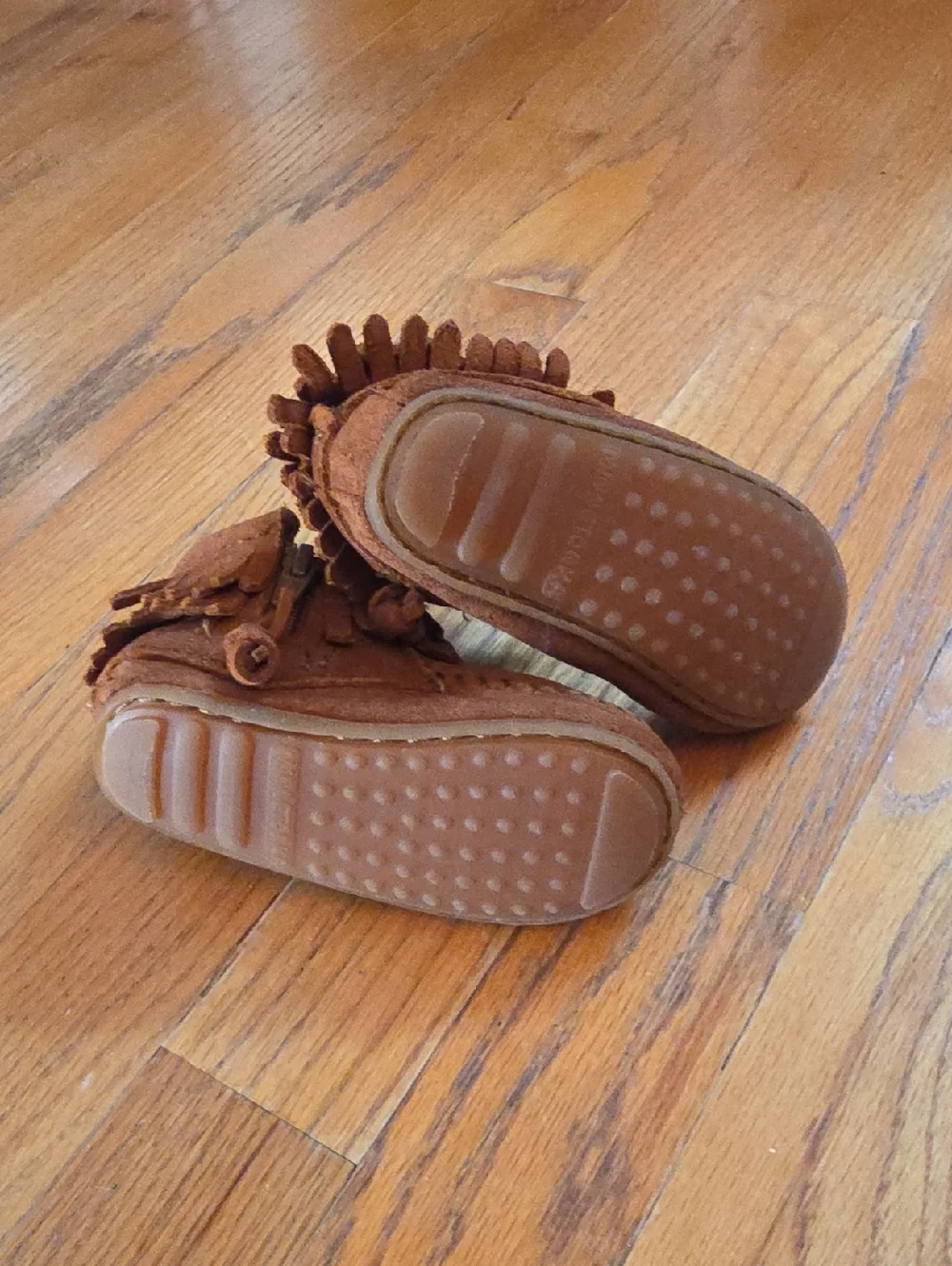👪 Minnetonka Leather Double Fringe Ankle Boots Size 4