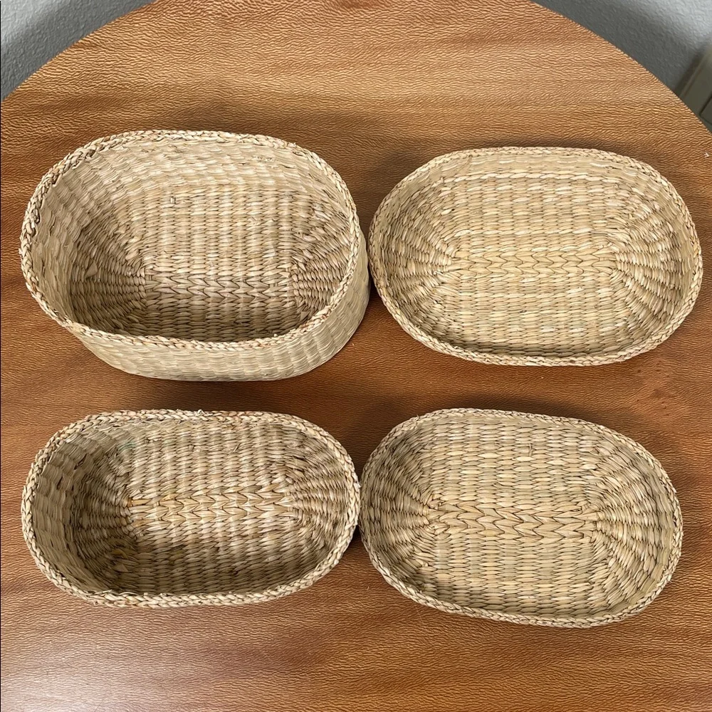 Set of 4 Vintage Grass Nesting Baskets with Lids