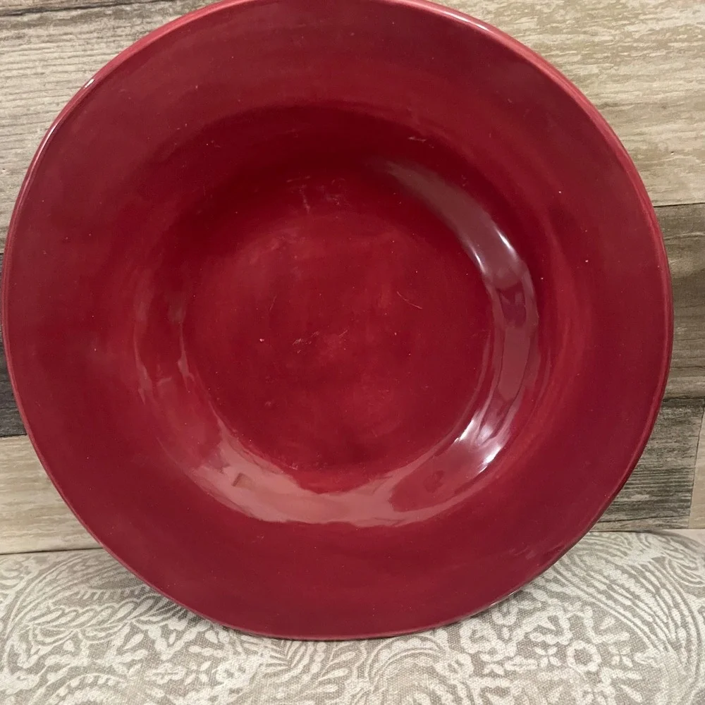Pottery Barn Sausalito Red plates Set of 2 Stoneware 10