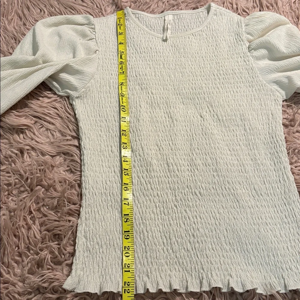 Anthropologie smocked puff
