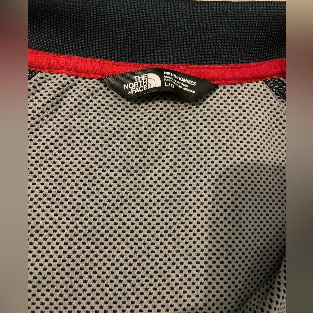 The North Face free buttons day