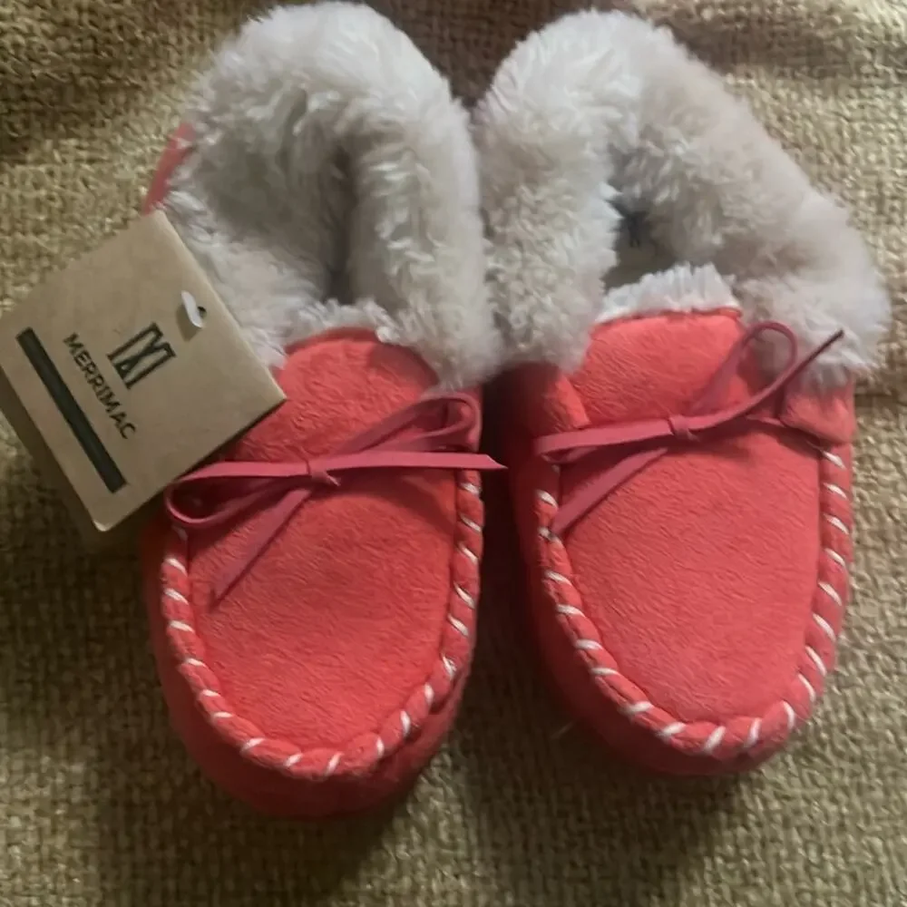 MERRIMACK‎ GIRLS MOCCASIN SLIPPERS NWT SIZE US 13-1