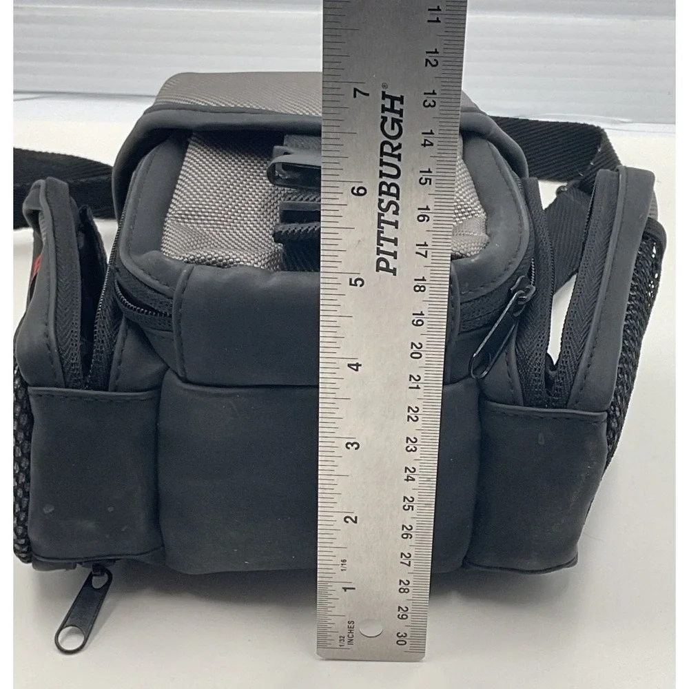 Compact Black Camera Bag for Small Point‎ and Shoot