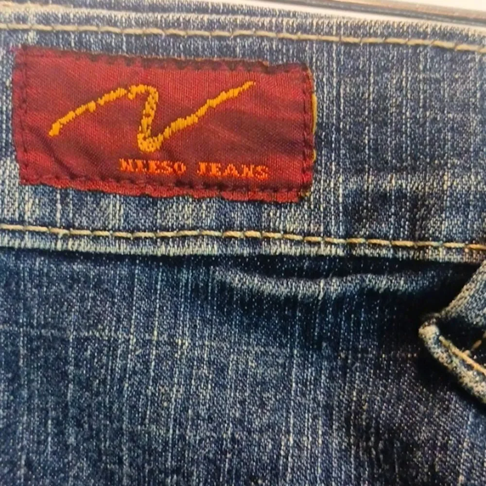 NEESO preloved gently