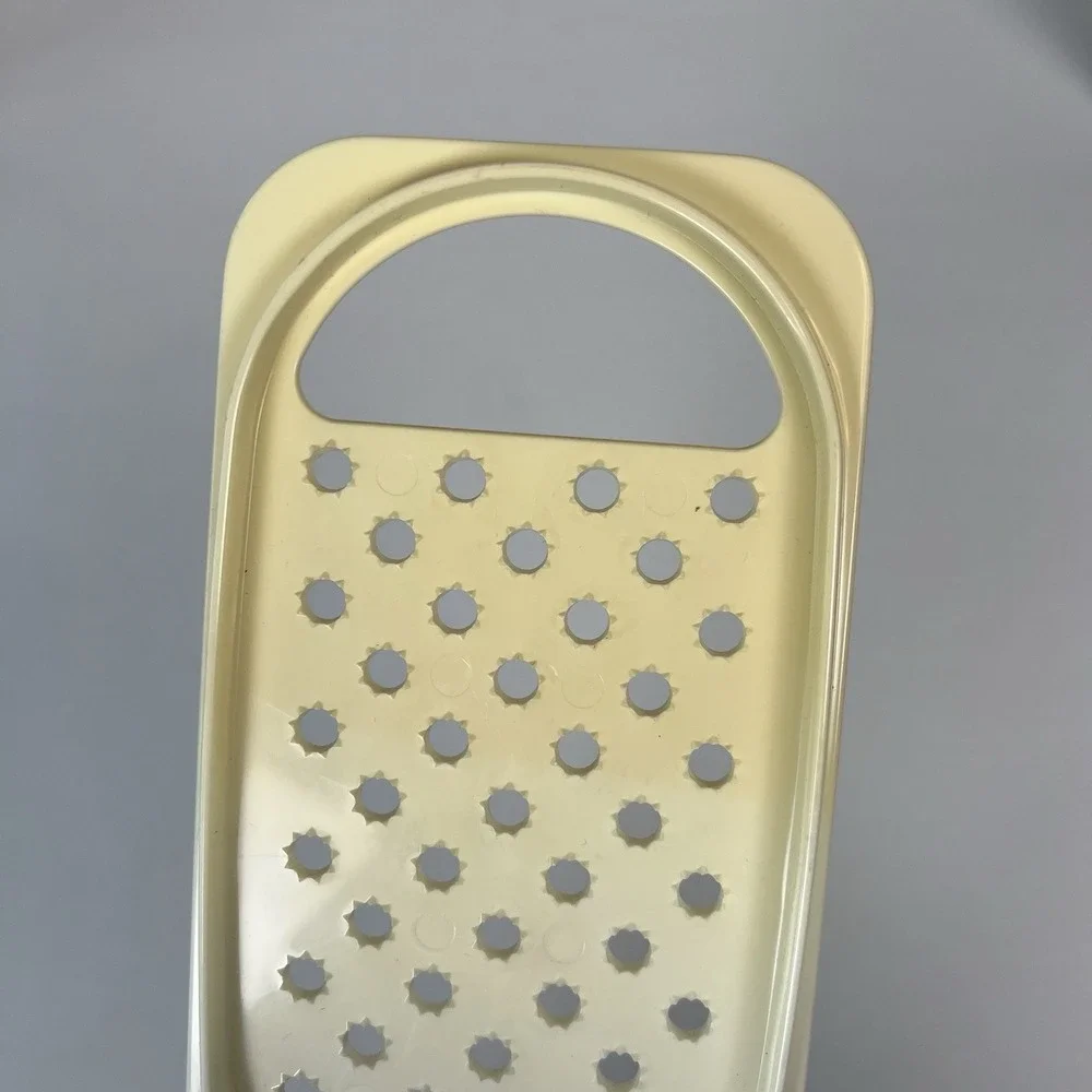 Tupperware this vintage