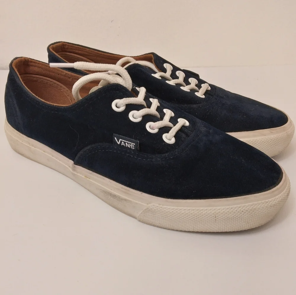 EUC Unisex Blue Sueded Velvet Vans Men's 4.5 Women's 6.5
