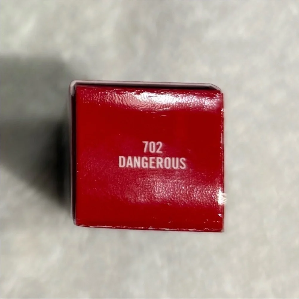 MAC Cosmetics never sampled