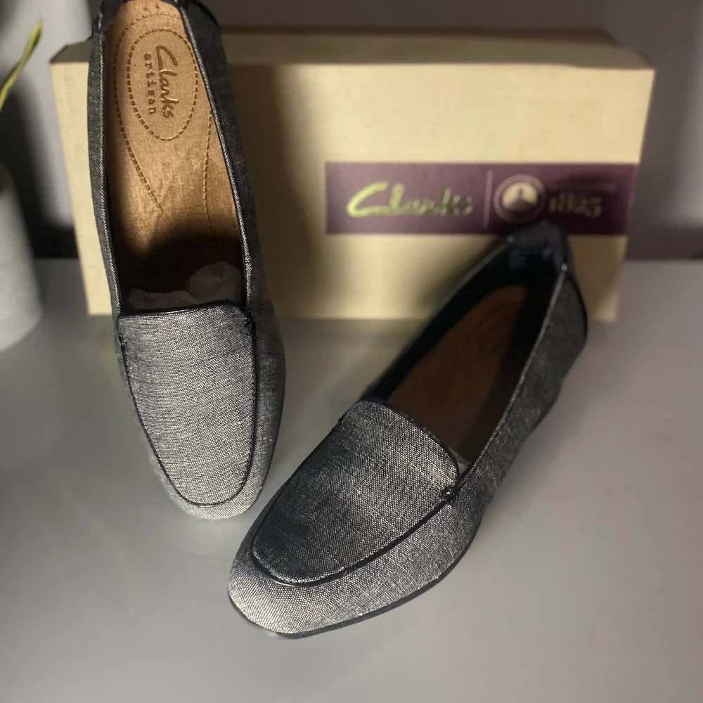 Clarks Artisan Womens Grey Black Fabric Loafers Slip On Shoes 26124912 Size 7‎ M