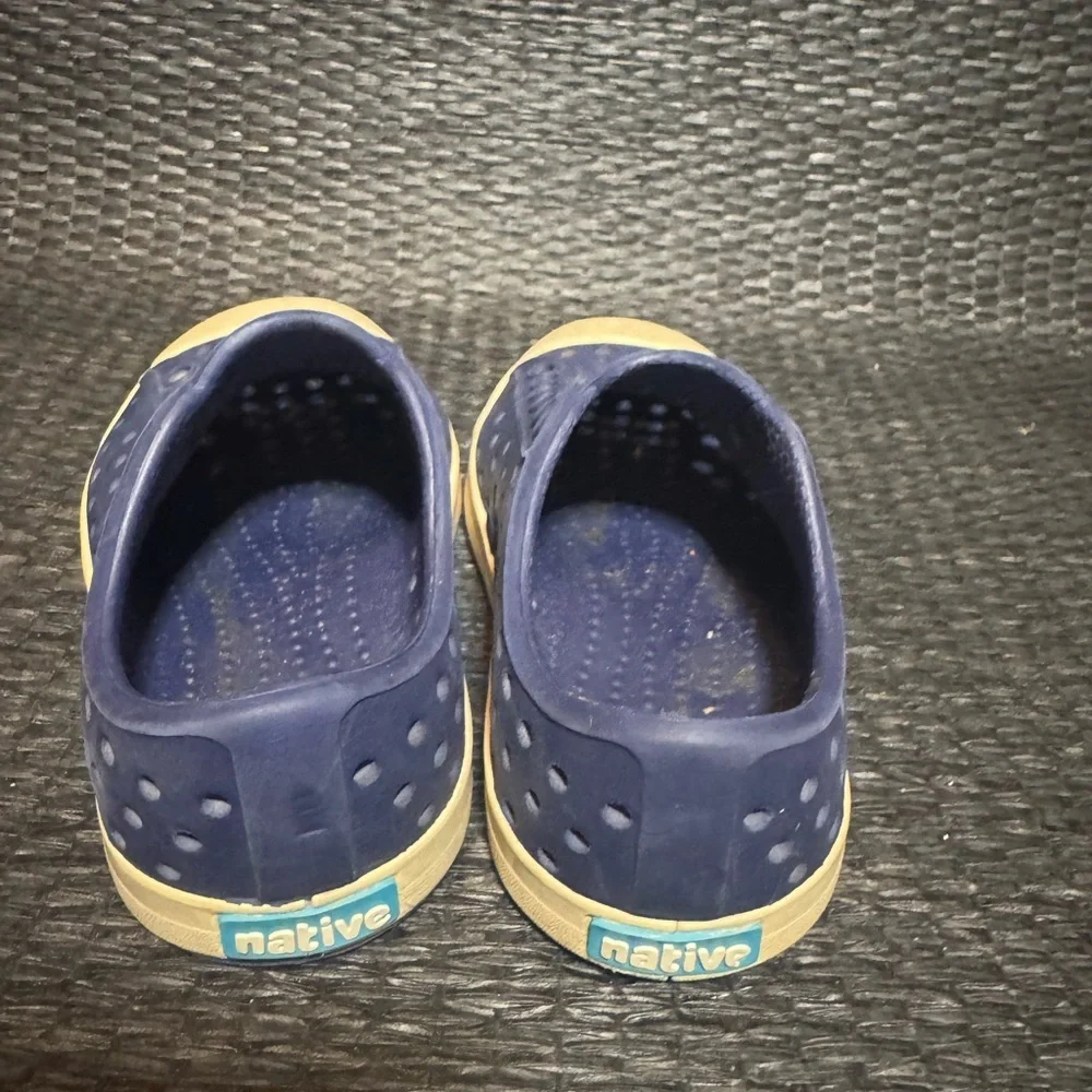 N/A comfortable stylish
