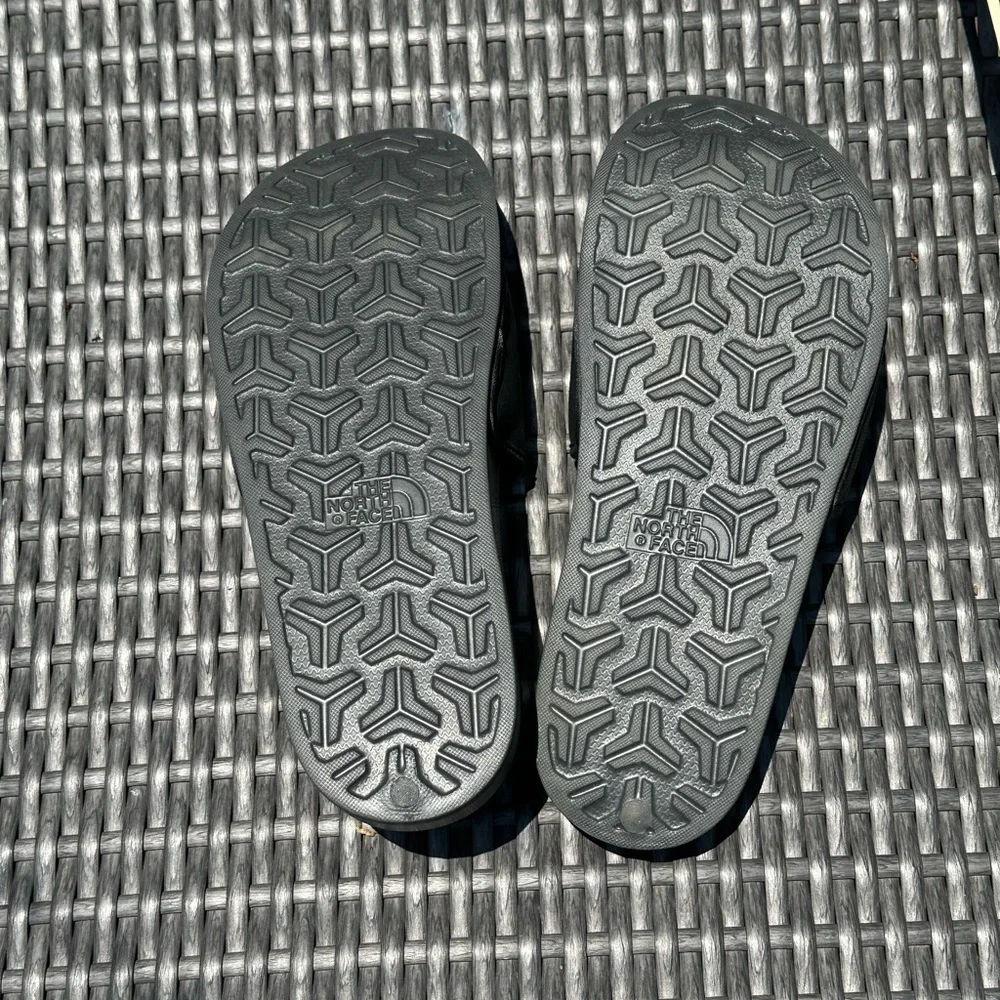 🌹THE NORTH‎ FACE Grey/black Men's Base Camp Slides shoes NWOT