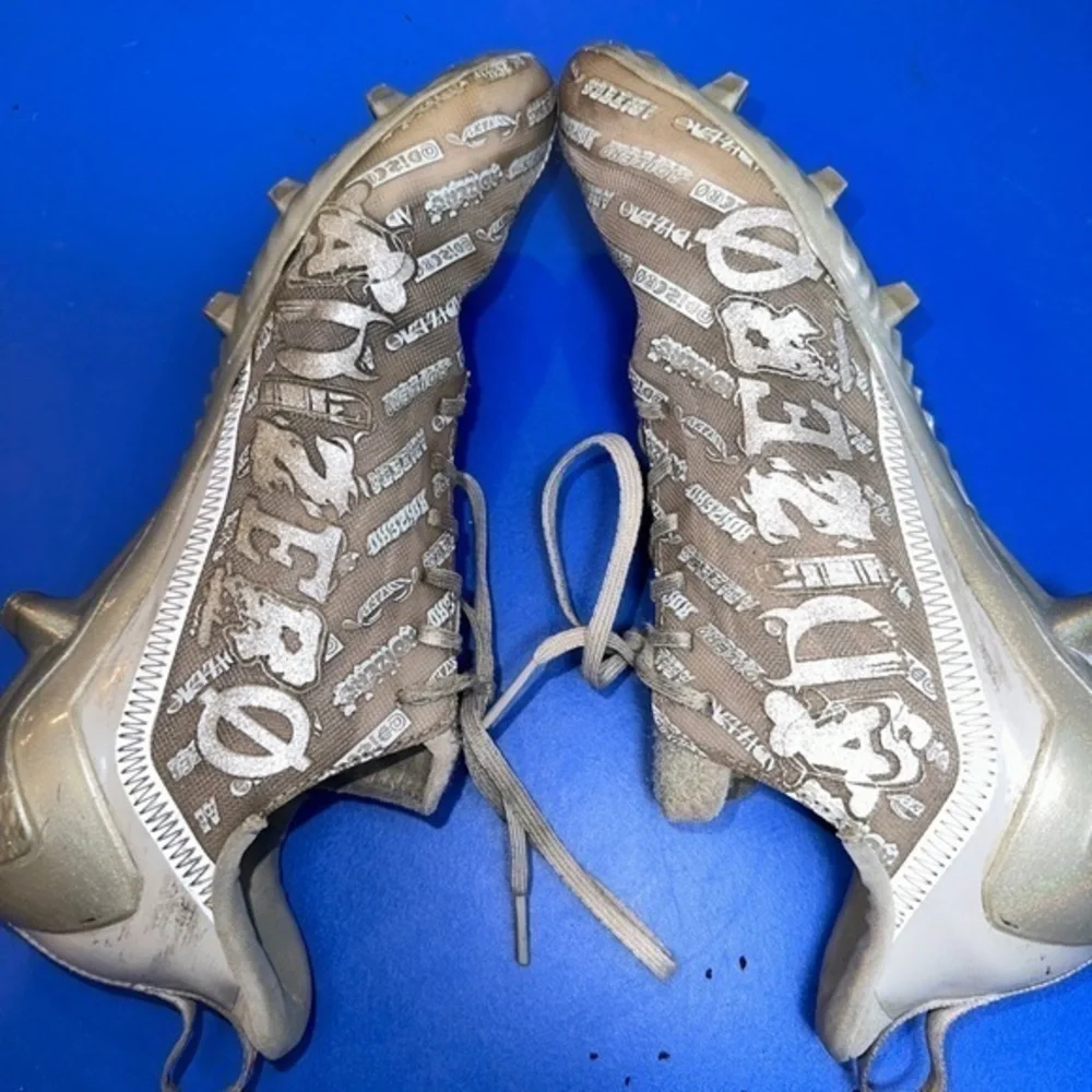 Adidas Adizero Football Cleats Size 9.5 GX5414 Grey Silver Metallic. GREAT SHAPE