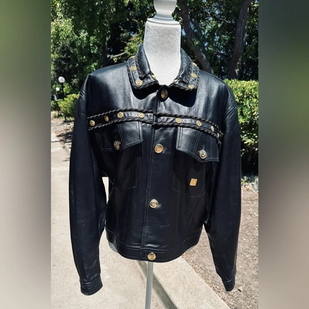 MCM rarexwomen black