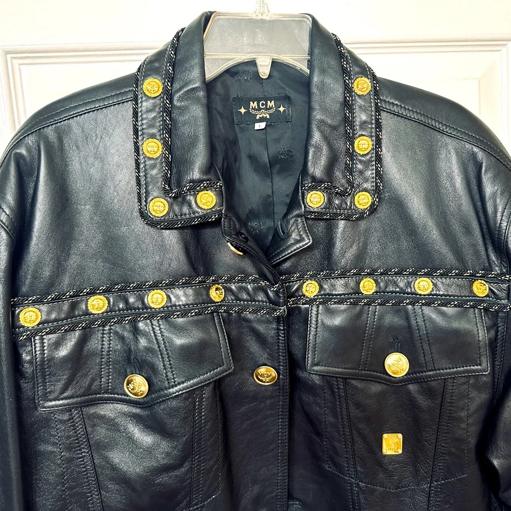 MCM rarexwomen black
