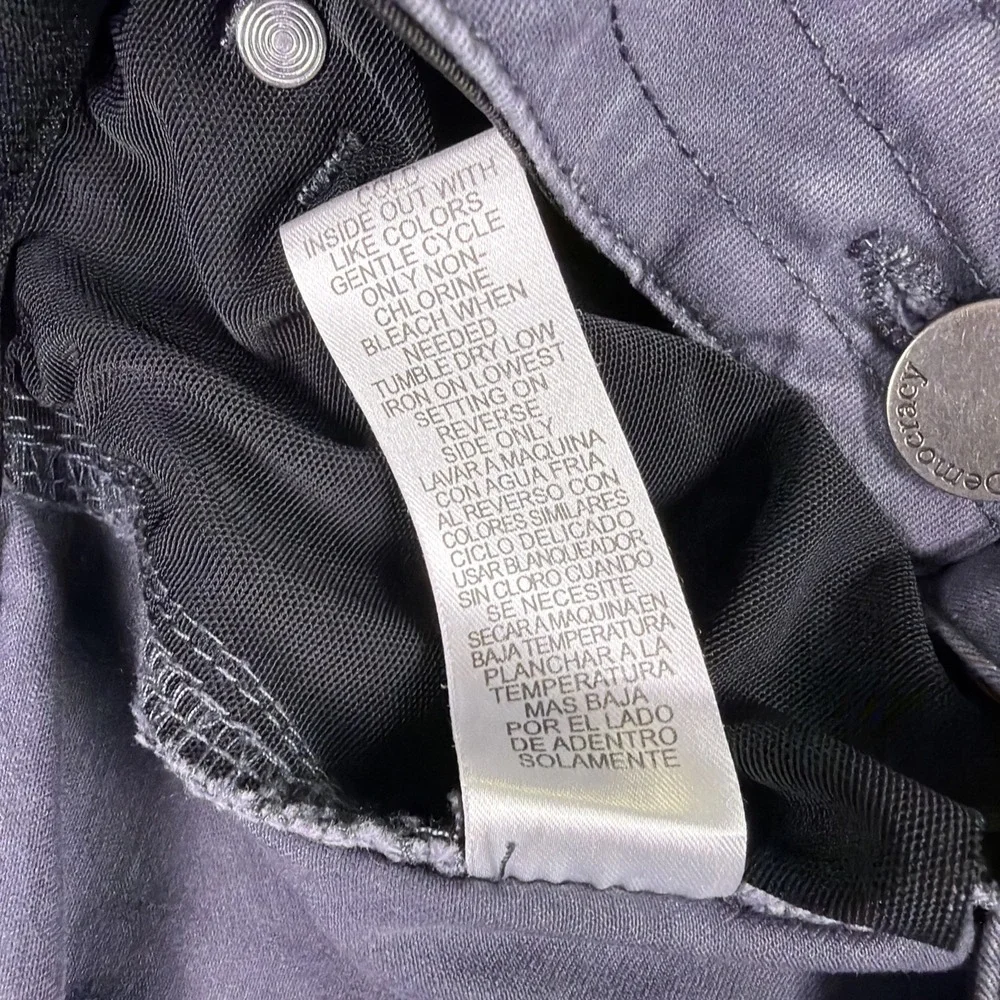 Democracy pants women