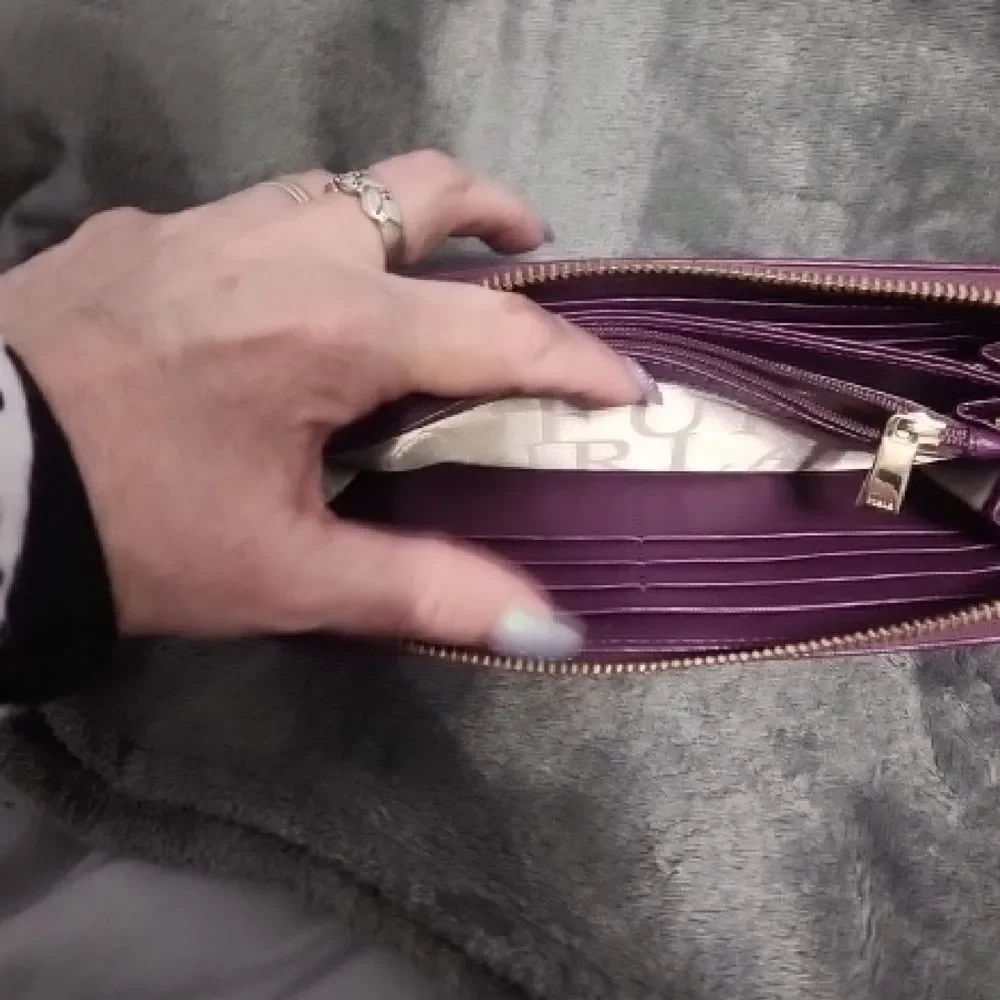 Furla wallet ideal