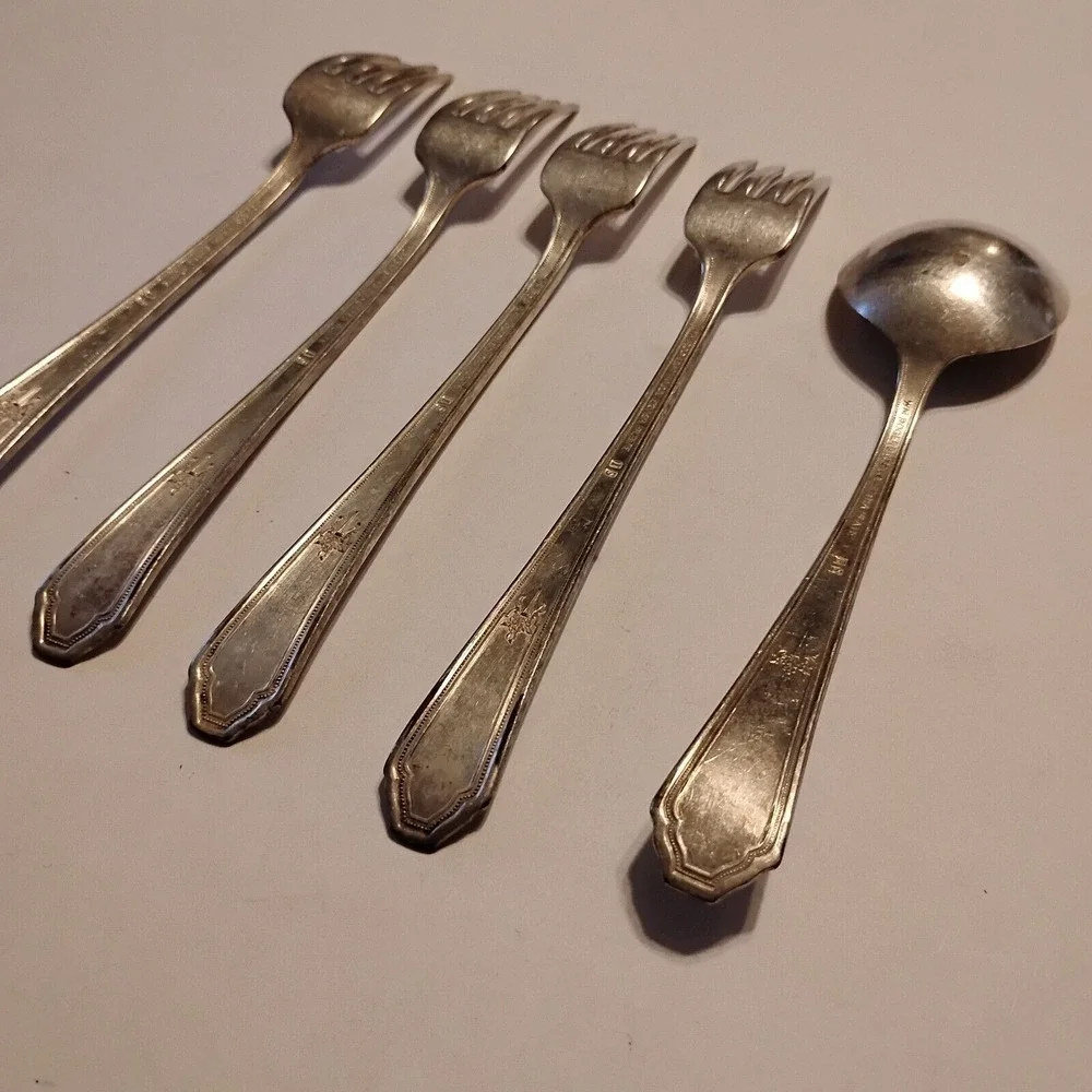 Wm Rogers CHALFONTE Silverplate International 1926‎ Silverware 4-Dinner Forks
