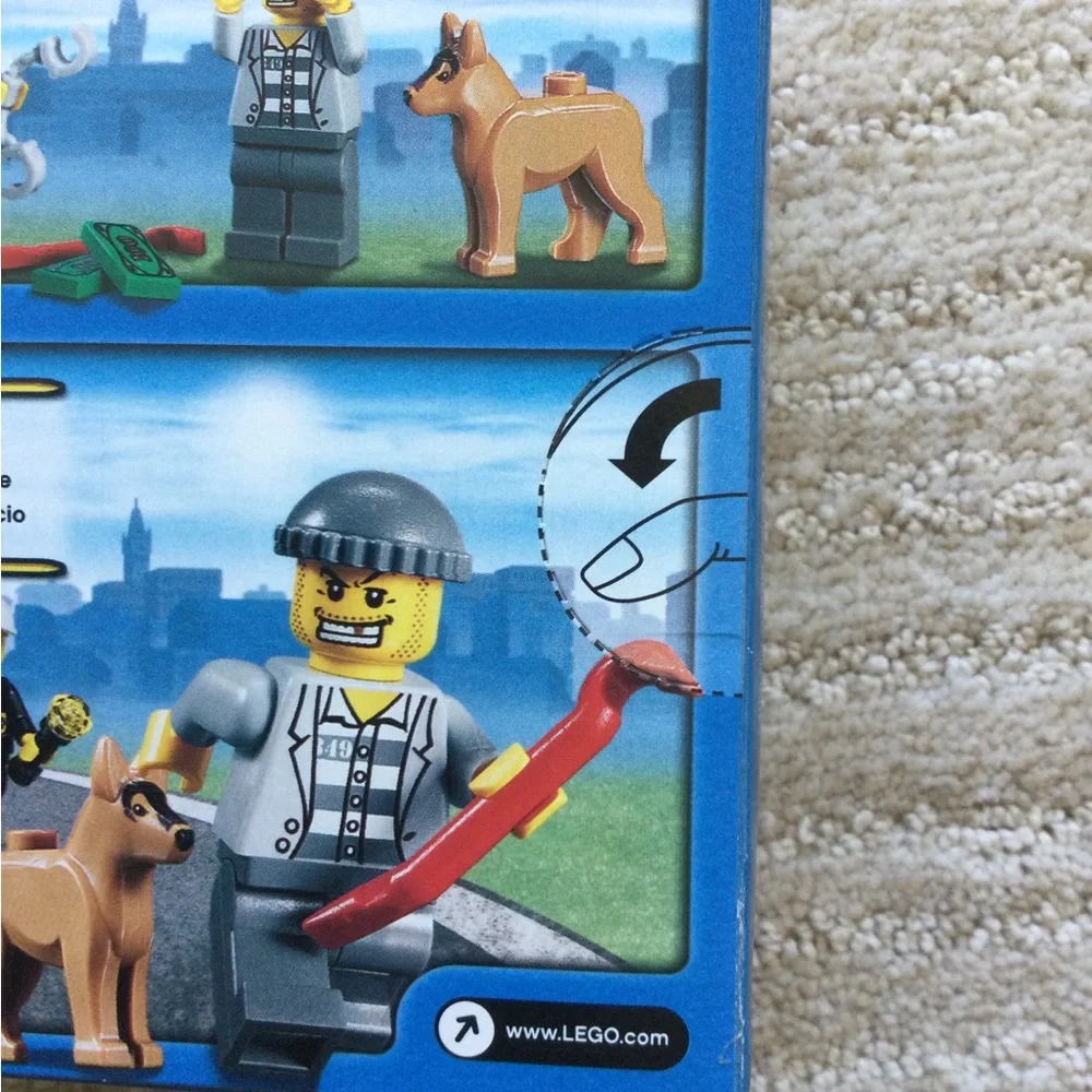 NIB Lego Police Minifigure Collection (7279) Building Set Toy Sealed Box