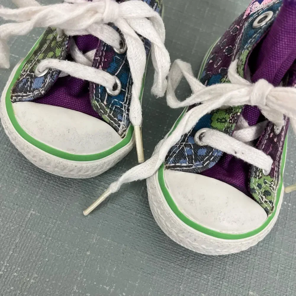 Converse has vintage mix