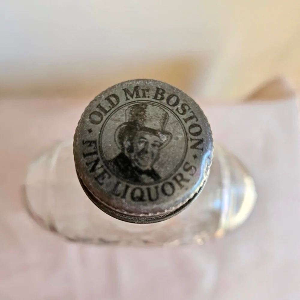 Old Mr. Boston Liquors vintage old