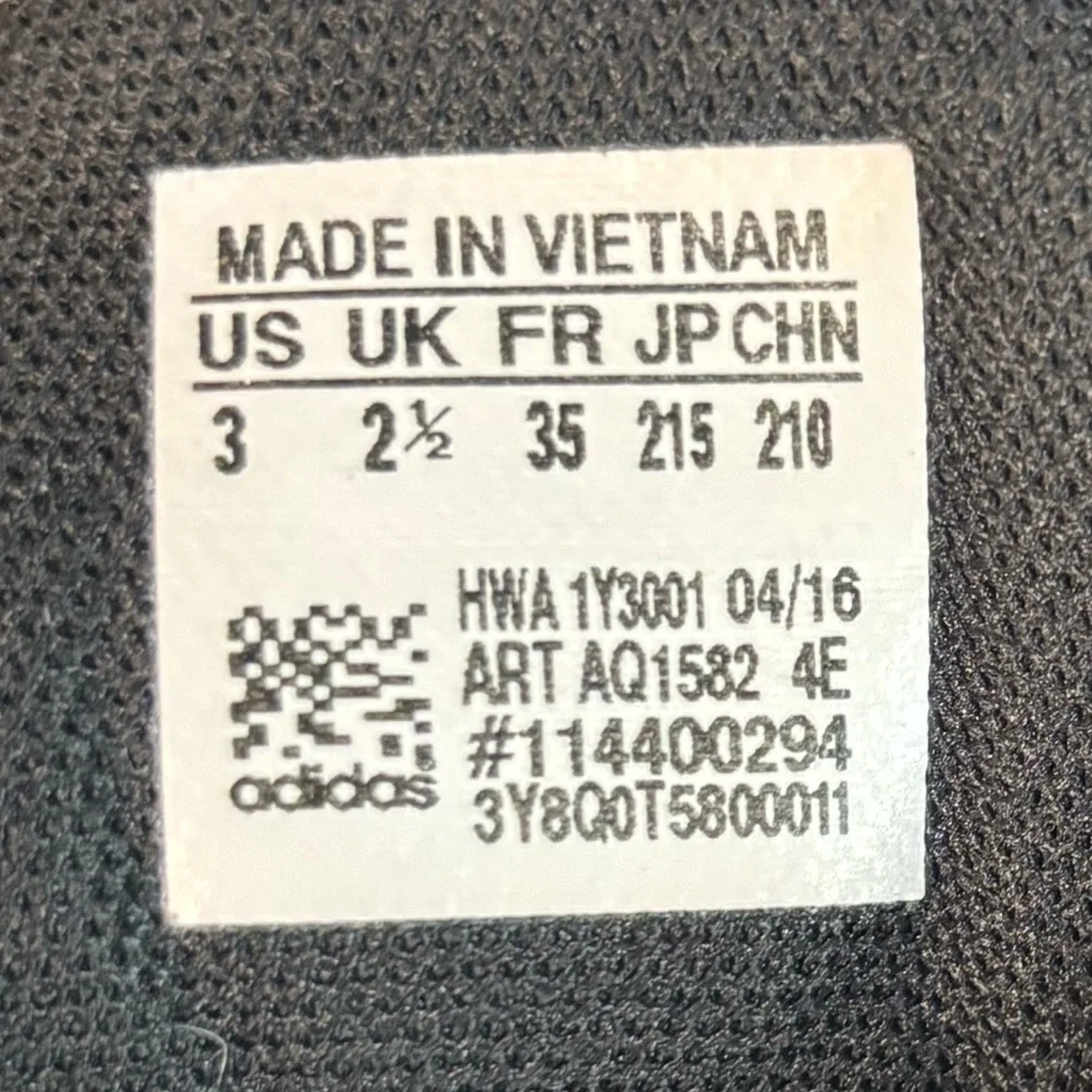 adidas used one