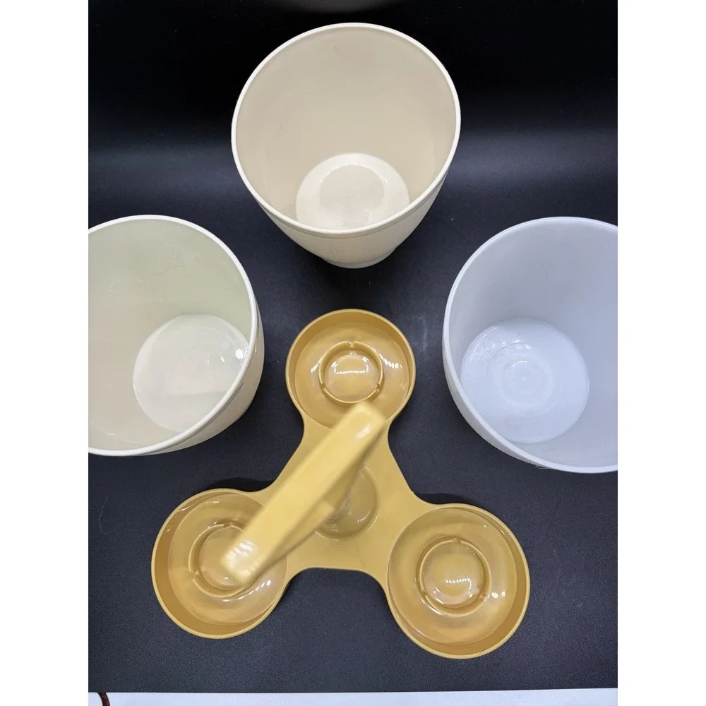 Tupperware vintage piece